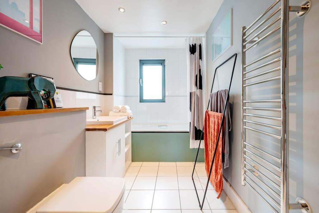 Arcore Premium Bermondsey Street Apartment